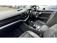 Used VW Touareg R-line 231 HP (169 kW) 2019 White SUV