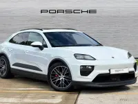 Begagnad Porsche Macan 380 kW (517 HK) 2025 Vit SUV