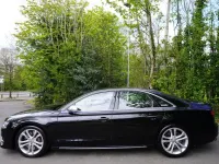 Used Audi S8 Comfort 520 HP (382 kW) 2016 Black Sedan