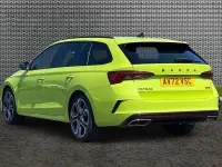 Used Skoda Octavia vRS 180 HP (132 kW) 2023 Hyper green Estate