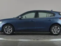 Used Ford Focus Titanium 155 HP (114 kW) 2023 Blue Hatchback