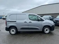 Used Citroën Berlingo 100 HP (73 kW) 2023 Grey MPV