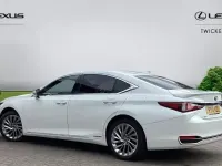 Begagnad Lexus ES300H 218 HK (160 kW) 2021 Sedan
