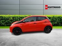 Used Toyota Aygo X-cite 68 HP (50 kW) 2014 Orange Hatchback