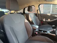 Używany Ford Focus Zetec 115 KM (84 kW) 2015 Czerwony Hatchback