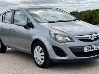 Used Vauxhall Corsa Design Edition 101 HP (74 kW) 2014 Silver Hatchback