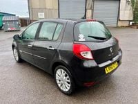 Used Renault Clio II Dynamique 2011 Black Hatchback