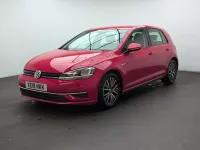 Used VW Golf VII SE 130 HP (95 kW) 2018 Red Hatchback
