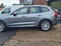 Second-hand Volvo XC60 Momentum 190 CP (139 kW) 2019 Gri SUV