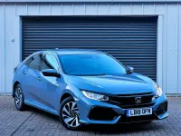 Begagnad Honda Civic SE 126 HK (92 kW) 2018 Grå Halvkombi