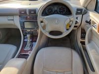 Used Mercedes C220 Elegance 2005 Blue Estate