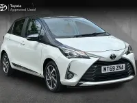 Used Toyota Yaris 111 HP (81 kW) 2020 Pure white Hatchback