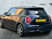 Used Mini Cooper S Exclusive 178 HP (130 kW) 2021 Black Hatchback