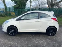 Used Ford Ka Zetec 69 HP (50 kW) 2015 White Hatchback