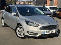 Begagnad Ford Focus Zetec 125 HK (91 kW) 2016 Silver Halvkombi