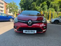Used Renault Clio Iconic 90 HP (66 kW) 2019 Red Hatchback