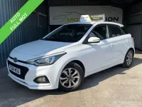 Used Hyundai i20 SE 100 HP (73 kW) 2018 White Hatchback