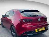 Używany Mazda 3 Inclusive 186 KM (136 kW) 2022 Czerwony Hatchback