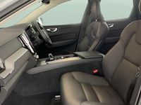 Usado Volvo XC60 Core 250 HP (183 kW) 2024 Cinzento SUV