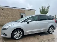 Second-hand Peugeot 5008 Style 2013 Argintiu Monovolum