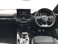 Used Audi A4 Black Edition 201 HP (147 kW) 2024 White Sedan