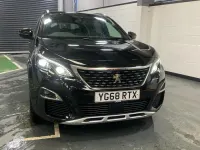 Second-hand Peugeot 3008 Premium 131 CP (96 kW) 2018 Negru SUV