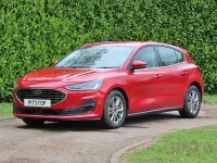 Used Ford Focus Titanium 125 HP (91 kW) 2023 Red Hatchback