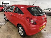 Used Vauxhall Corsa 59 HP (43 kW) 2008 Red Hatchback