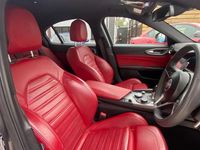 Used Alfa Romeo Giulia Saloon Edizione Speciale 190 HP (139 kW) 2020 Grey Sedan