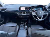 Used BMW 118 Sport Line 134 HP (98 kW) 2022 White Hatchback