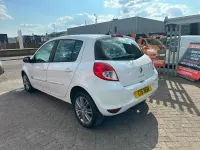 Used Renault Clio Dynamique 2012 White Hatchback