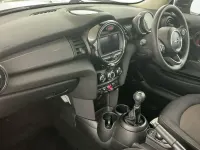 Used Mini Cooper Classic 134 HP (98 kW) 2020 Red Hatchback