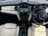 Used Mini Cooper Exclusive 134 HP (98 kW) 2023 Red Hatchback