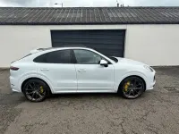 Used Porsche Cayenne 440 HP (323 kW) 2019 White SUV