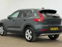 Used Volvo XC40 Core 161 HP (118 kW) 2025 Green SUV