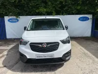 Used Vauxhall Combo Edition 100 HP (73 kW) 2019 White MPV