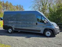 Second-hand Peugeot Boxer 138 CP (101 kW) 2025 Gri Van