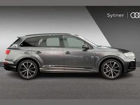 Begagnad Audi Q7 Black Edition 281 HK (206 kW) 2021 Grå SUV