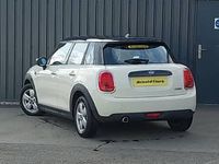 Used Mini Cooper Classic 136 HP (100 kW) 2019 White Hatchback