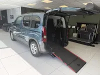 Used Peugeot Rifter Allure 100 HP (73 kW) 2024 Blue MPV