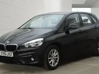 Begagnad BMW 218 2015 Svart Halvkombi