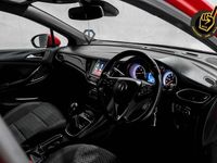 Used Vauxhall Astra SRi 150 HP (110 kW) 2017 Red Hatchback