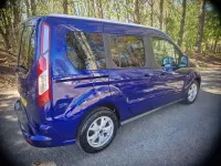 Begagnad Ford Tourneo Connect Titanium 120 HK (88 kW) 2016 Blå Minibuss