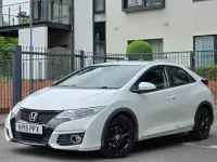 Used Honda Civic SE Plus 120 HP (88 kW) 2015 White Hatchback