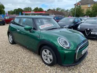 Used Mini Cooper Classic 136 HP (100 kW) 2023 Green Hatchback