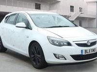Used Vauxhall Astra SRi 2011 White Hatchback