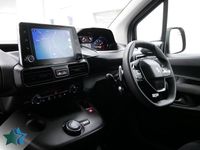 Used Peugeot Partner Premium 130 HP (95 kW) 2022 White MPV