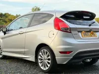 Used Ford Fiesta Zetec 125 HP (91 kW) 2015 Silver Hatchback