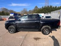 Used Toyota HiLux 150 HP (110 kW) 2023 Black Pickup