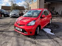Begagnad Toyota Aygo Style 2014 Röd Halvkombi